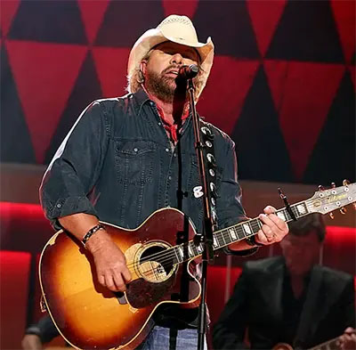 Toby Keith – Somewhere Else